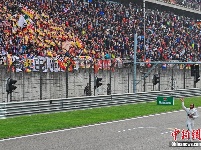 F1赛车锦标赛第1000站在上海举行 汉密尔顿夺冠