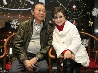 黄一鹤去世 与李谷一珍贵合影宛如昨日 