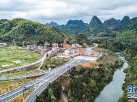 贵州三荔高速全线建成通车