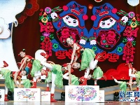 全国第六届中小学生艺术展演活动现场展演开幕