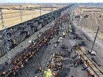 大秦铁路迎来春季“体检” 