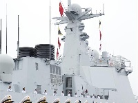 庆祝人民海军成立70周年海上阅兵活动举行