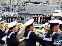 中俄“海上联合—2019”军事演习俄方参演舰艇抵达青岛