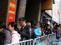 青团为什么这么“红”？——探访上海老字号“网红青团”