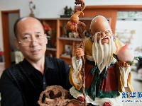 “面塑艺人”陈海亮：巧手捏出精彩世界