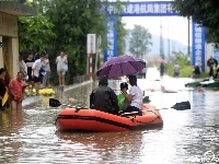 暴雨袭击广东珠海 部分地区水浸严重