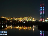 “空间光影秀”迎盛会