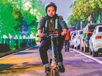 代驾女司机的午夜人生