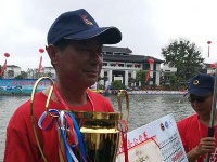 中国龙舟公开赛激情开浆 20支队伍角逐水乡洪湖