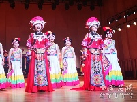 “多彩中华·民族文化进校园”走进中南民族大学