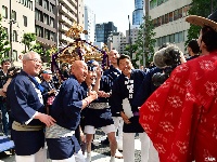 声势浩大！日本迎“令和”时代首个神田祭