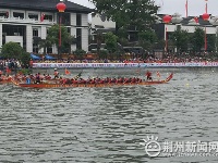 中国龙舟公开赛激情开浆 20支队伍角逐水乡洪湖
