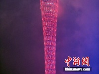 雨后广州夜景绮丽多彩