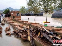 福建多地现强降雨 转移危险区域民众五千余人次
