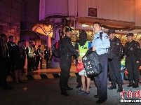“蓝天行动” 破获系列社交电信网络诈骗案 57名犯罪嫌疑人被押解回上海