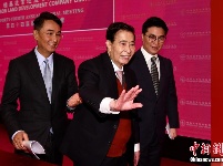 香港恒基地产主席李兆基退任 两子接棒