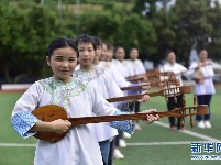 贵州榕江：民族文化进校园 