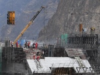 鄂企参建的乌东德水电站建设如火如荼