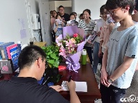 高三学子最后的校园时光