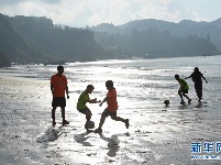 足球与海：福建霞浦“长风少年”背后