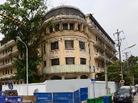 百年老建筑江汉饭店遭遇火灾