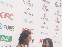 第45届武汉渡江节抢渡赛男女冠军出炉 去年女子冠军牛潇潇再次夺冠