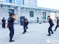 湖北襄阳：送警务实战技能到一线