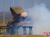 六国“军械能手”比拼火箭炮修理 中国队用时最少