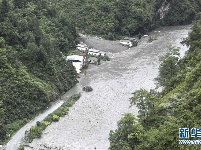 四川强降雨致卧龙耿达镇96人被困8人失联