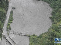 四川强降雨致卧龙耿达镇96人被困8人失联