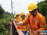守护铁路桥梁安全的“啄木鸟”