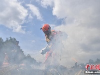 云南森林消防员大比武 锤炼烈火雄心