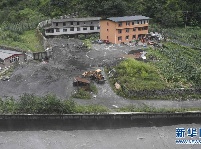 四川强降雨致卧龙耿达镇96人被困8人失联