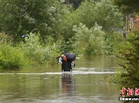 长春持续降雨 双阳河堤决口