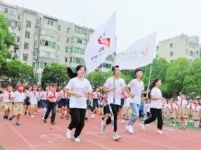 武汉90万中小学生开学第一课  争做军运最佳文明主场人