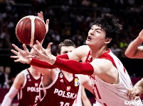 世界杯：中国男篮加时惜败波兰