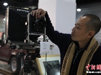 北京摄影爱好者感受大画幅照相机魅力