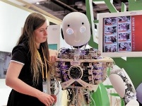 世界潮品争艳进博会