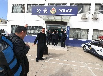 “下輩子還要當警察，還要繼續當戰友”——致敬.老警