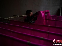 云南通海手工制香人