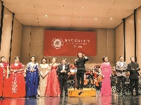 礼乐诗歌受热捧  最美菊展迎客来  琴台音乐觅知音 武汉旅游节演绎精彩的诗和远方