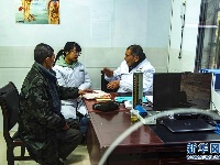 湖北五峰：大学生村医服务山乡医疗