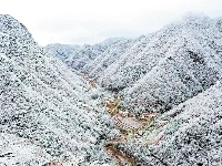 保康县马桥镇雪后山色