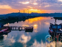 湖北摄影爱好者数万张图片记录高铁建设