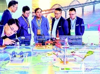百余企业携高精尖设备亮相中国桥博会 115座跨长江大桥八成武汉造