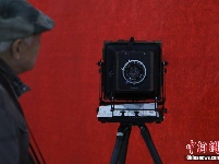 北京摄影爱好者感受大画幅照相机魅力