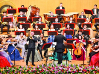 武汉上演激情跨年夜  爱你爱你一起跨到2020