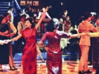 武汉上演激情跨年夜  爱你爱你一起跨到2020