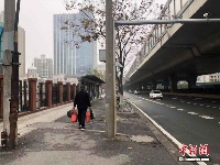 武汉暂时关闭离汉通道 全市公交地铁等停运