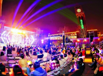 武汉上演激情跨年夜  爱你爱你一起跨到2020